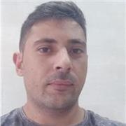 Poseo toda una vida de investigar en tecnología además de varios cursos relacionados con diversos campos